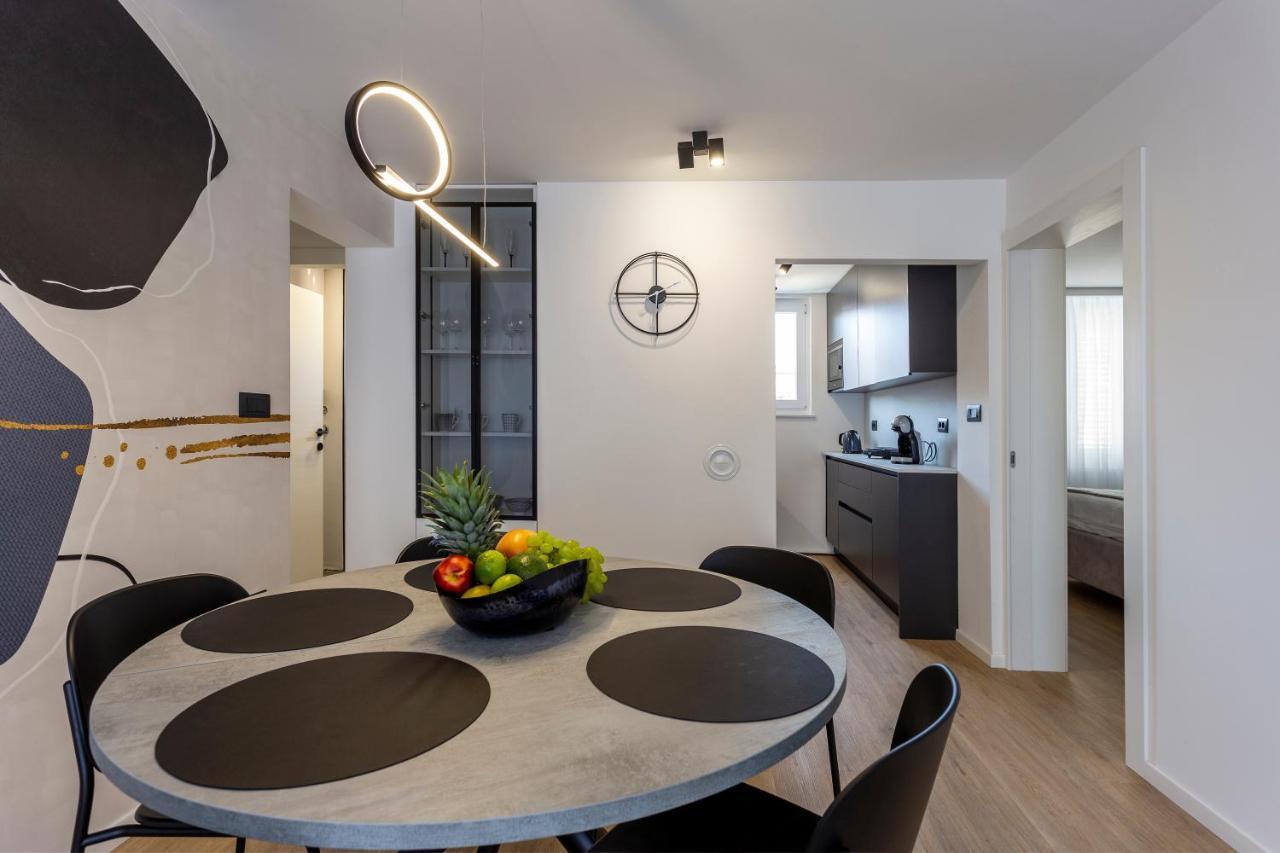 Apartman Izis Centar Pule Pula Extérieur photo