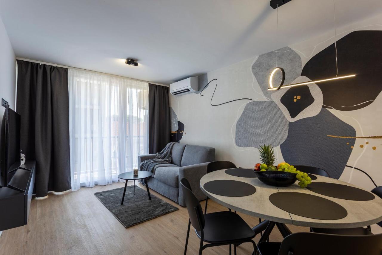 Apartman Izis Centar Pule Pula Extérieur photo
